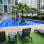 2Bedroom Soho Suite Klcc View By Homeizing