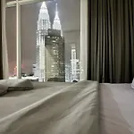 2Bedroom Soho Suite Klcc View By Homeizing